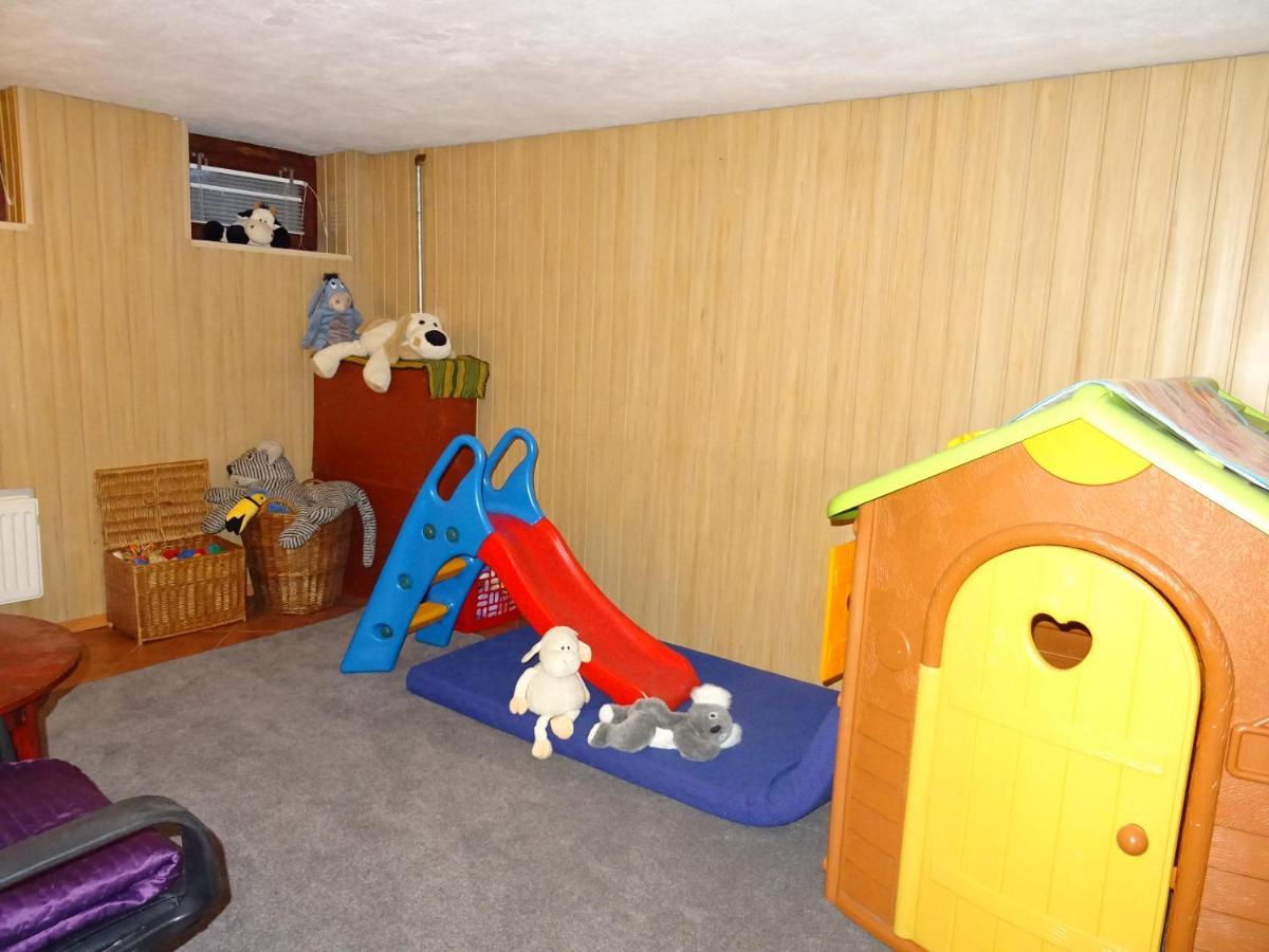 Olimp Pokoje I Apartamenty 什切尔克 外观 照片