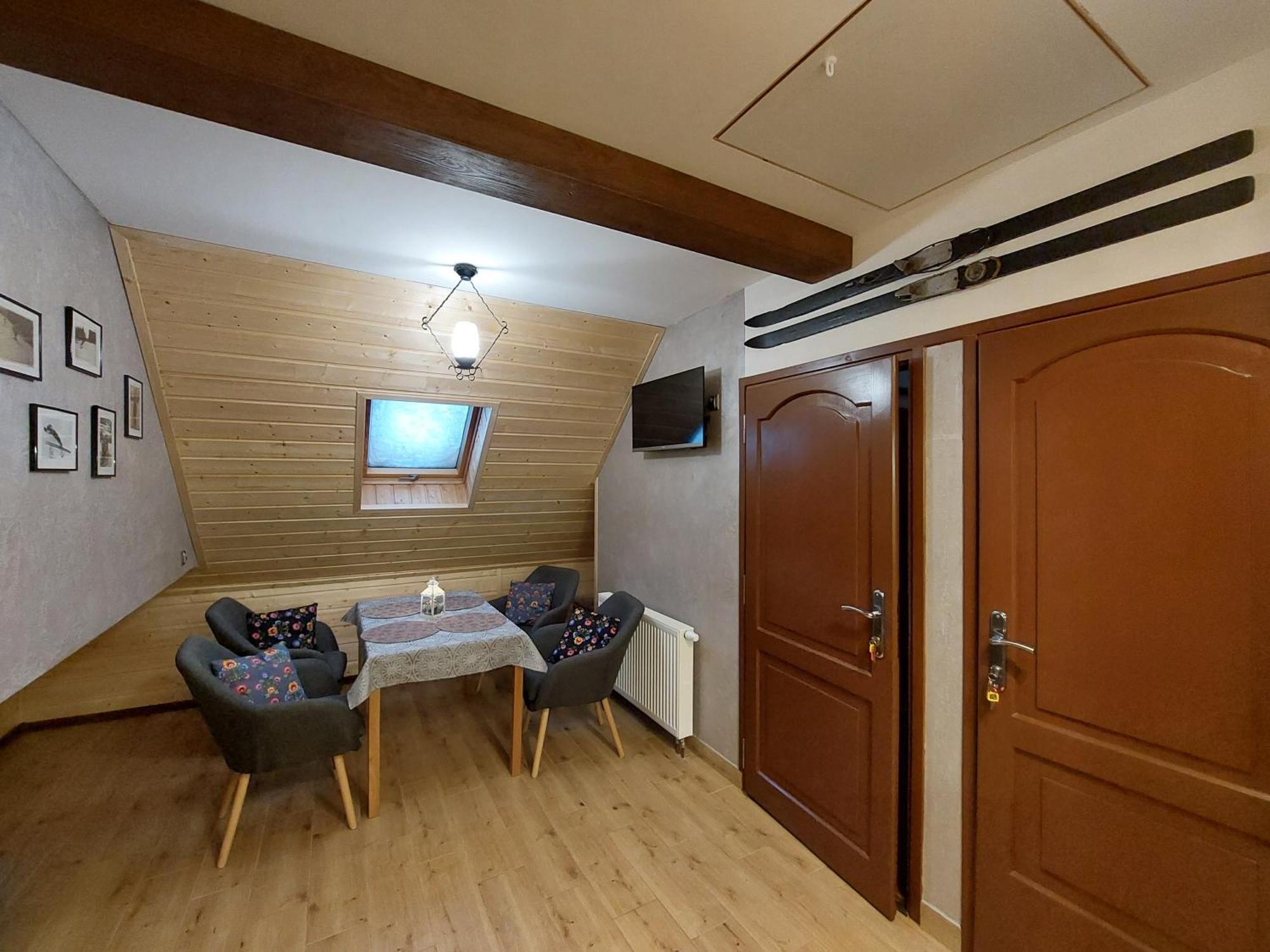 Olimp Pokoje I Apartamenty 什切尔克 外观 照片